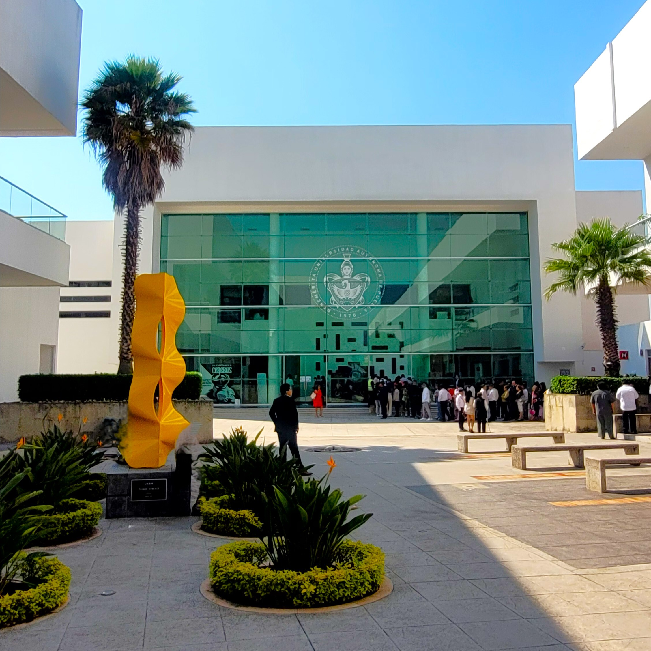 Pitch de los equipos en HackAdton Puebla 2026